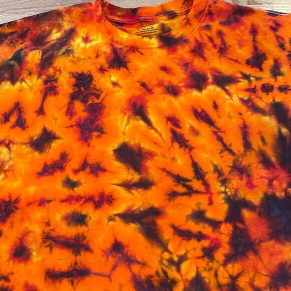 handmade tie dyed unisex tshirt orange red lava black 3XL - Picture 4 of 8